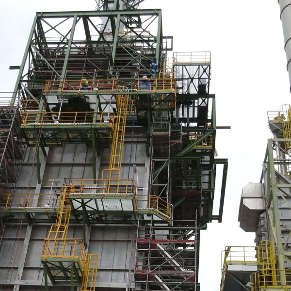 Disassembly and reassembly in refineries